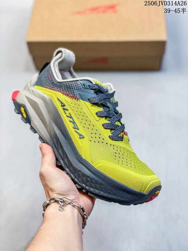 Altra new Via Olympus running shoes with shock-absorbing and rebounding lightwei