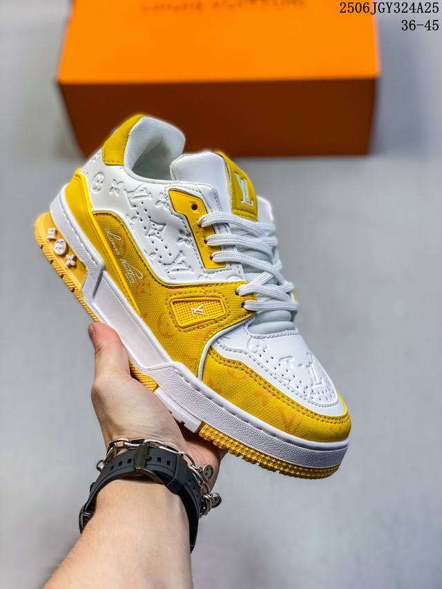 Company-level new Lv Louis Vuitton Trainer Sneaker Low casual sports culture al