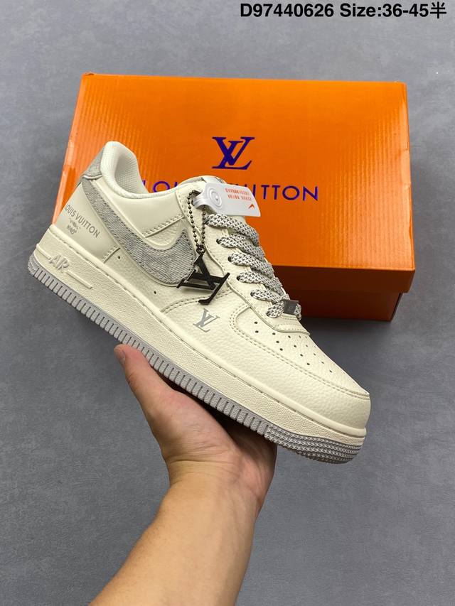 Corporate-level Nike Air Force 1'07 Lv8 Original last and original cardboard to