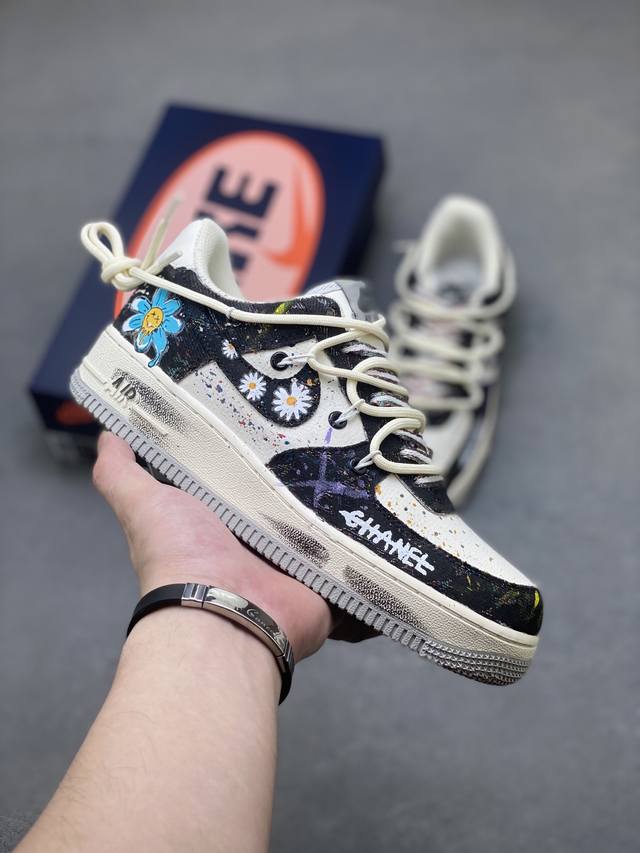 Hand-painted graffiti "Blue Daisy" "Blue Daisy" Air Force One custom sneakers Bl