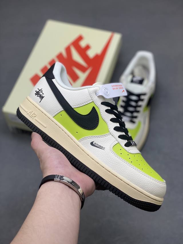 Limited sale overseas! Corporate-level Nike Air Force 1 '07 Low "Stussy co-bran
