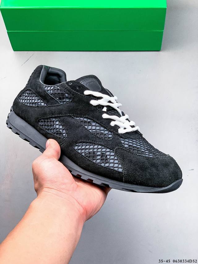 Company level! Bottega Veneta Bv's latest Orbit series couple's retro mesh casua