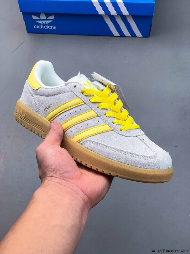 Adidas Hand 2 Adidas classic retro casual sneakers The whole shoe is made of sue