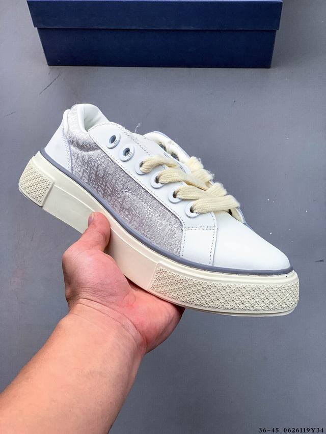 Company Level! Dior B33 sneakers New for fall, a reinterpretation of the classi