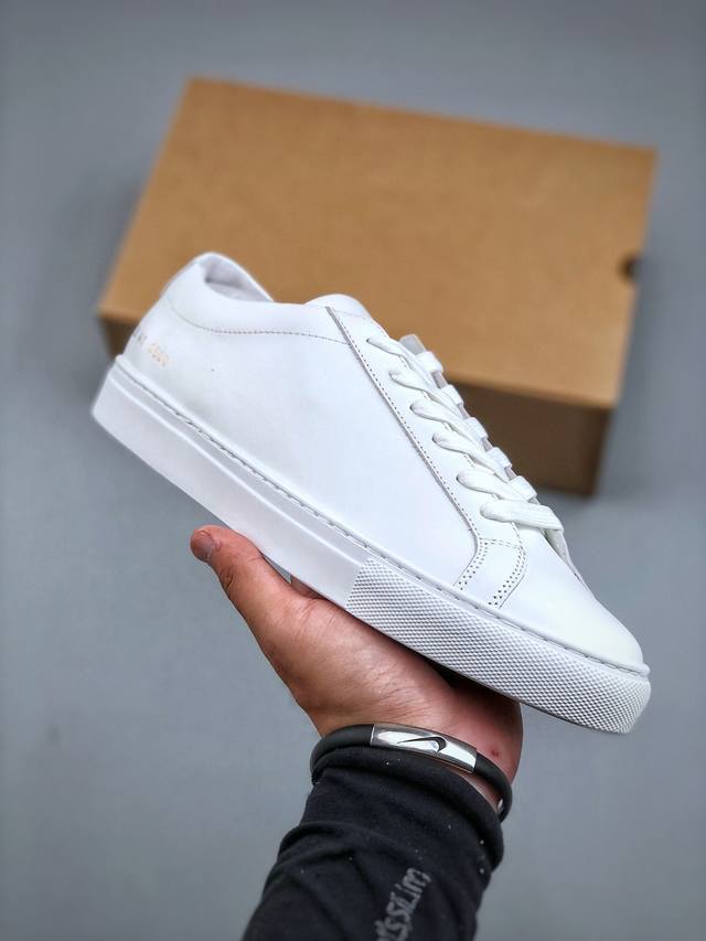 Common Projects Flat-headed white shoes Classic white shoes To achieve the ultim