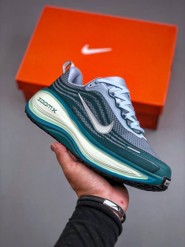 Nike Air Zoom Vomero Plus New technology advances the development of original sh