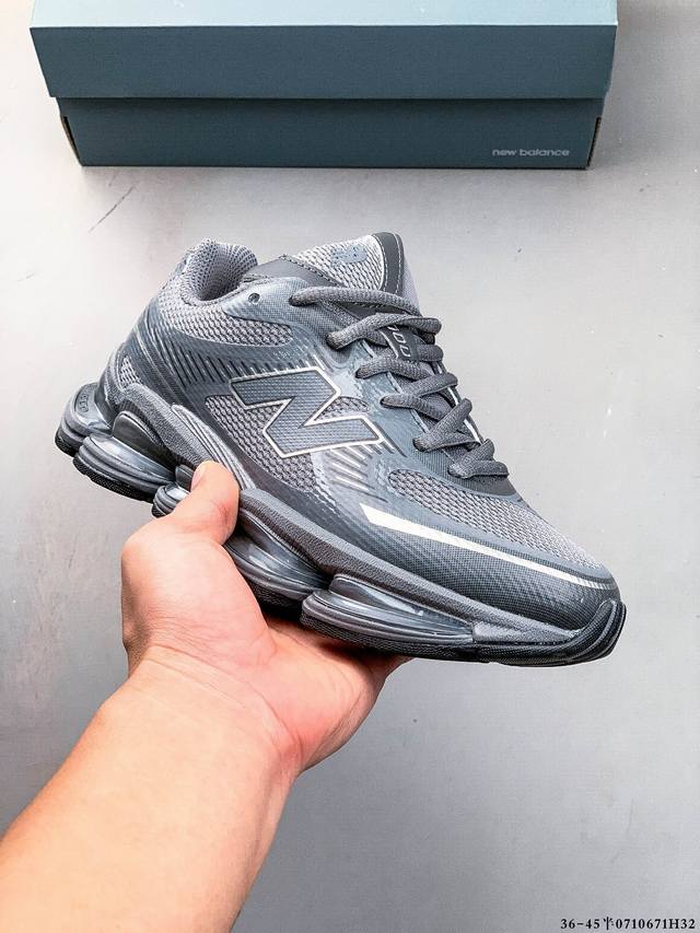New Balance Nb U 0Ea sports running shoes. This classic shoe is re-engraved, ad