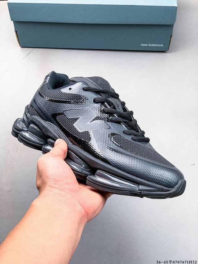 New Balance Nb U 0Ea sports running shoes. This classic shoe is re-engraved, ad