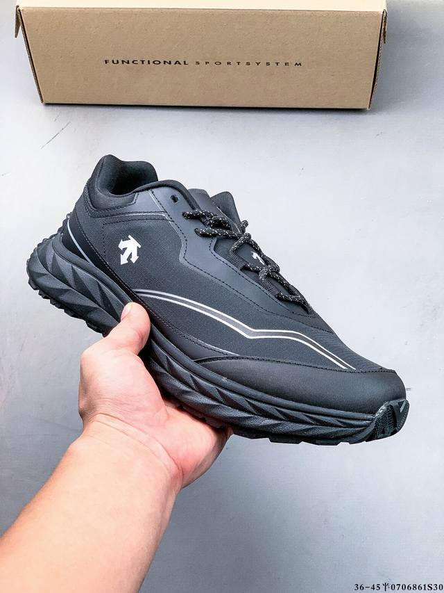 Descente Urban Outdoor series unisex Traxis summer sports casual shoes 0706861S3