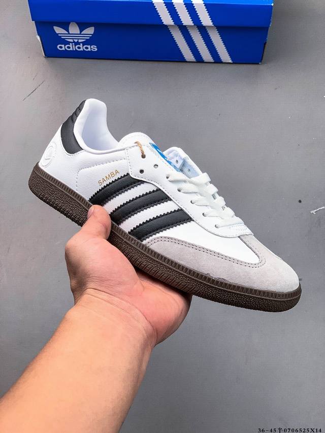 True half size! Adidas Samba Og classic shoe Adidas's classic Samba Og from nea