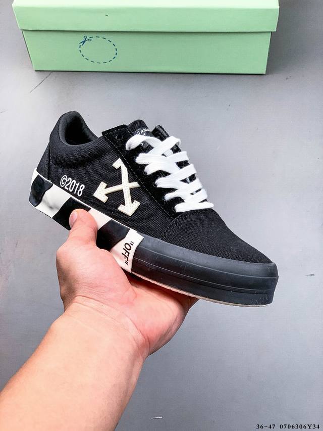 Company level! Off-White Vulcanized Striped Low Top trendy low-top fashion sneak