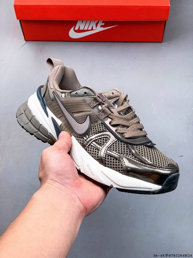 Company level! Nike V2K Run new all-match casual running shoes with retro style