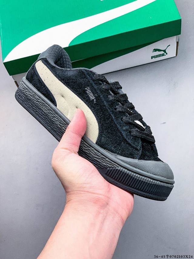 Puma Suede Xl Brand new casual sneakers! The whole body of the shoe is made of f