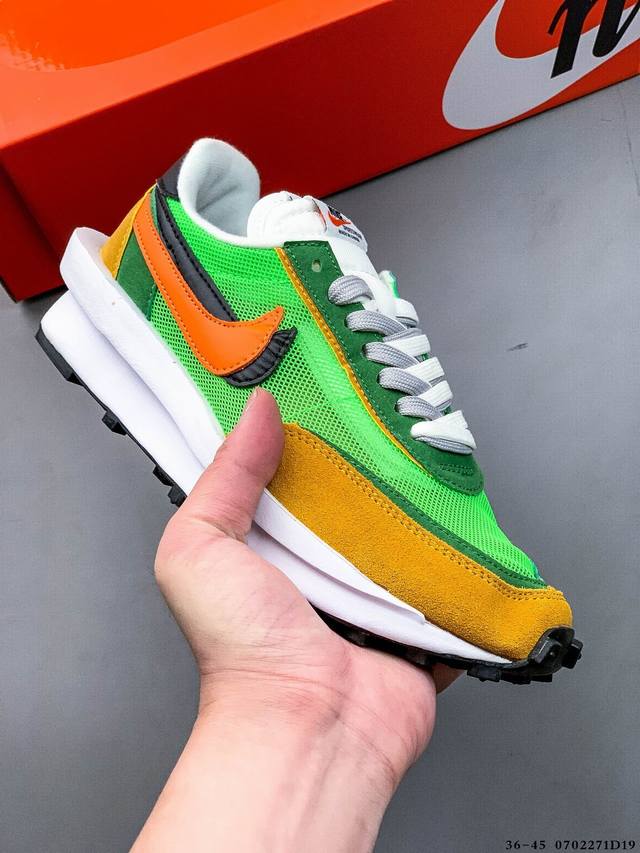 Nike Ldwaffle Sacai Japanese deconstruction American name overlapping double hoo