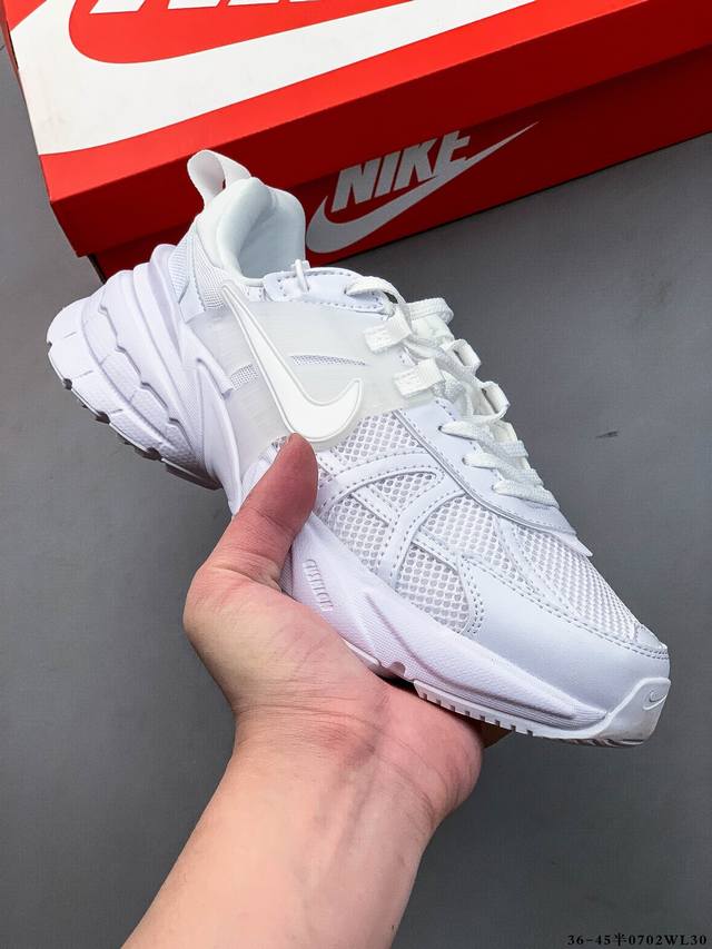 Company level! Nike V2K Run new all-match casual running shoes with retro style