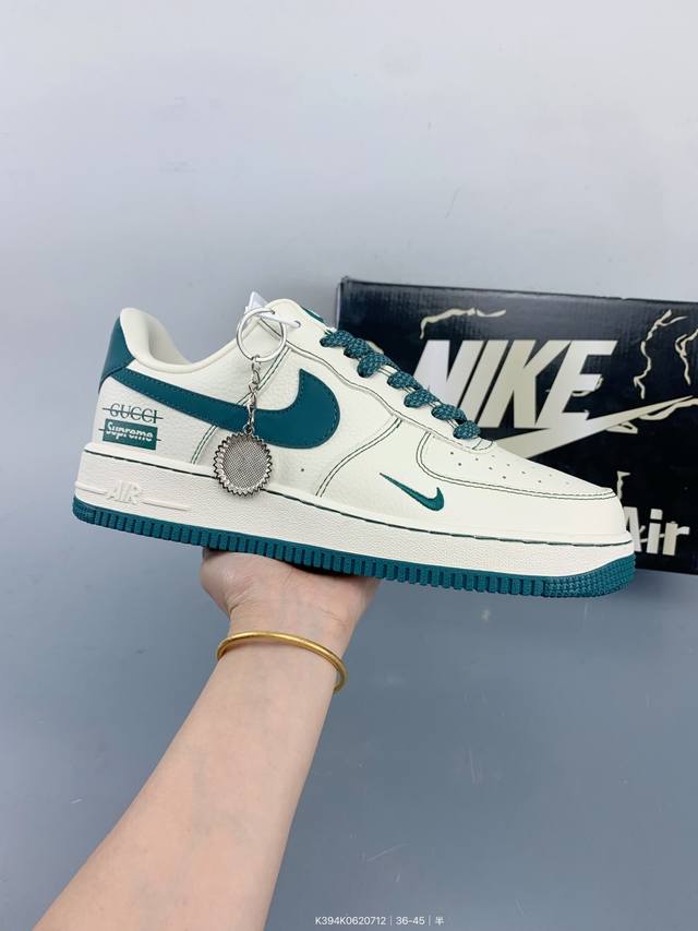 Company-level Air Force 1'07 8 Original last and original cardboard to create a