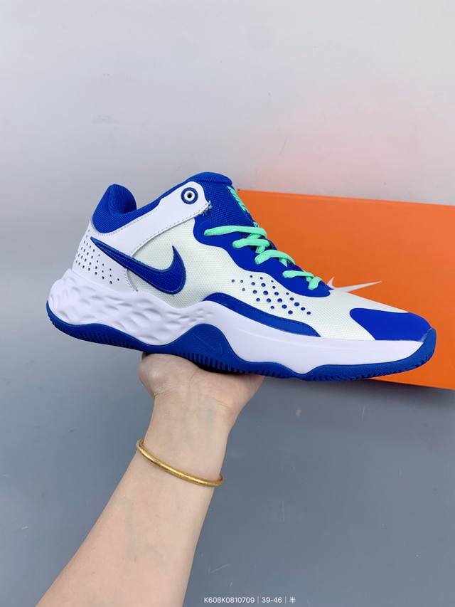 Nike Fly By Mid 3 Simple and versatile shock-absorbing, non-slip and wear-resist