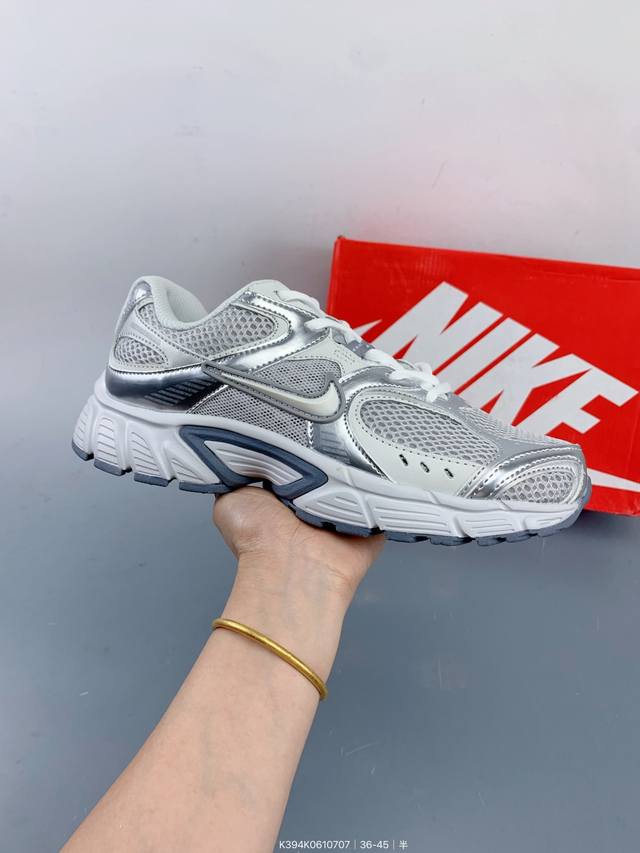 Nike V5 Rnr Comfortable and versatile Non-slip and wear-resistant low-top runnin