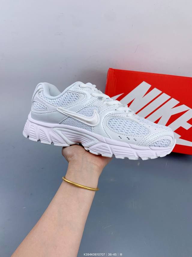 Nike V5 Rnr Comfortable and versatile Non-slip and wear-resistant low-top runnin