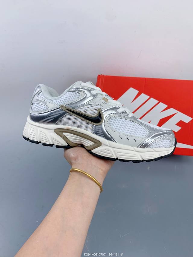 Nike V5 Rnr Comfortable and versatile Non-slip and wear-resistant low-top runnin