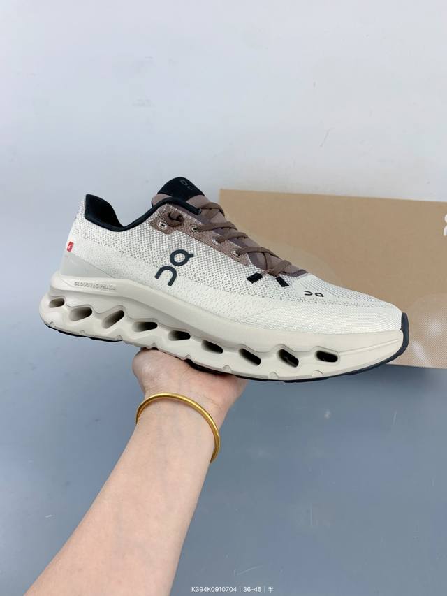 Company-level On Cloudtilt lightweight sports casual shoes The foot feels very