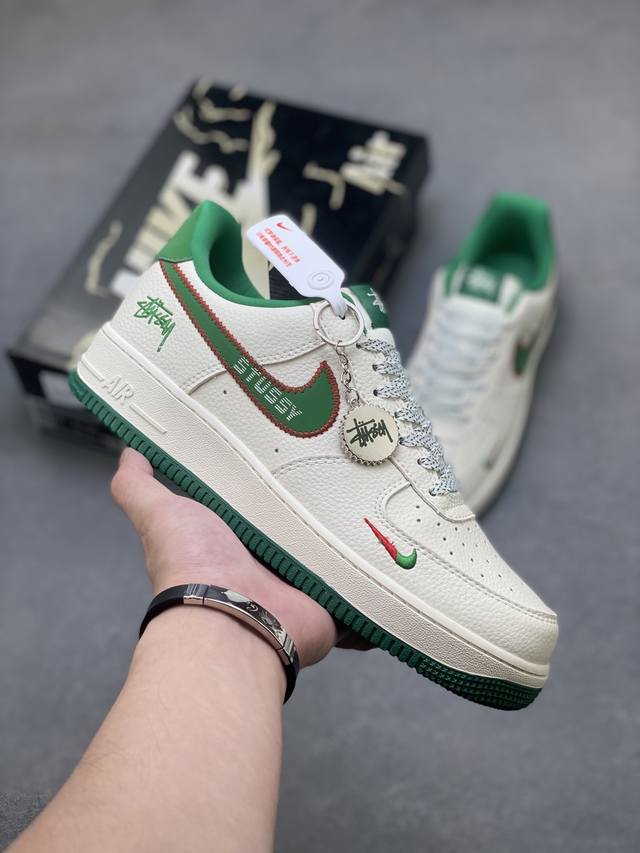Limited sale overseas! Corporate-level Nike Air Force 1 '07 Low Air Force One l