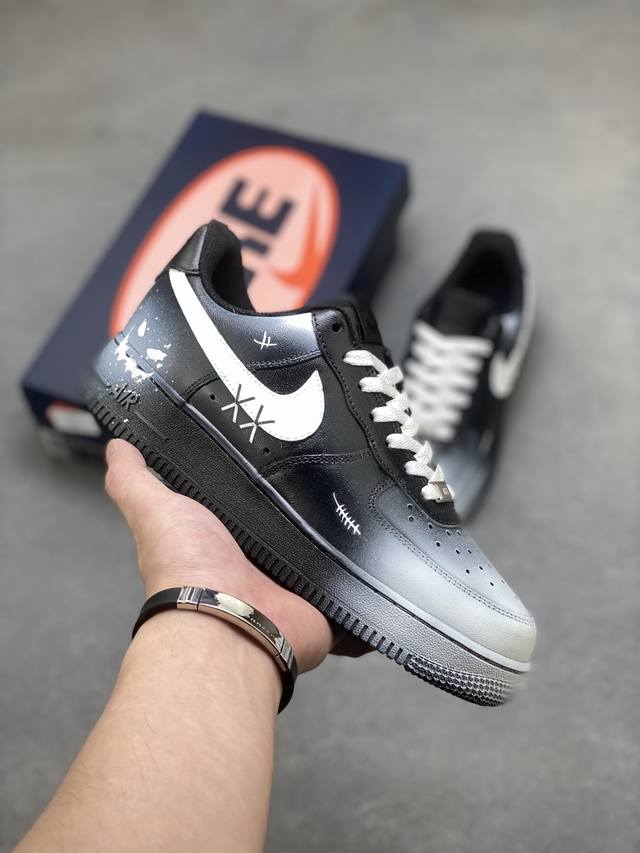 Limited sale overseas! Corporate-level Nike Air Force 1 '07 Low Air Force One l