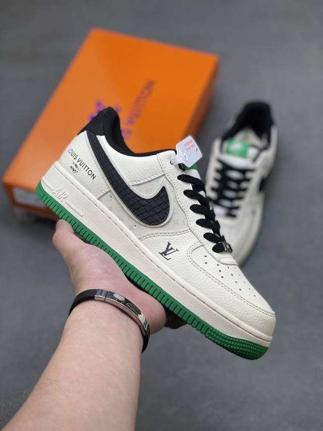 Limited sale overseas! Corporate-level Nike Air Force 1 '07 Low Air Force One l