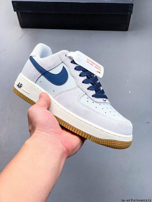 Original last data paper version, made of hard high-quality leather upper mater