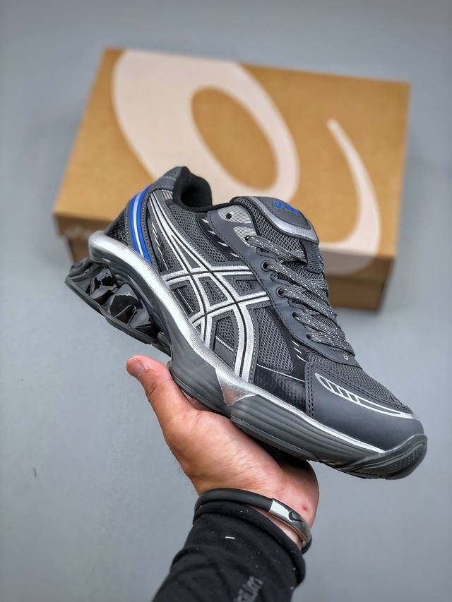 Asics Gel-Kinetic Fluent breathable mesh upper with some synthetic leather mate