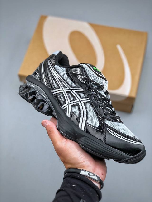 Asics Gel-Kinetic Fluent breathable mesh upper with some synthetic leather mater
