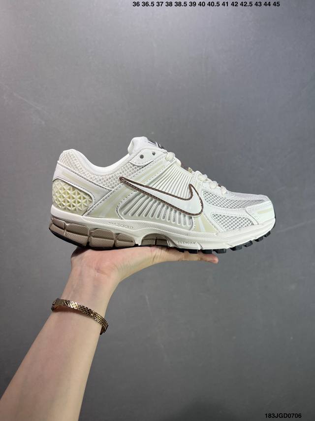Nk Air Zoom Vomero 5 classic retro trend sports running shoes Fd9919-001 Origina