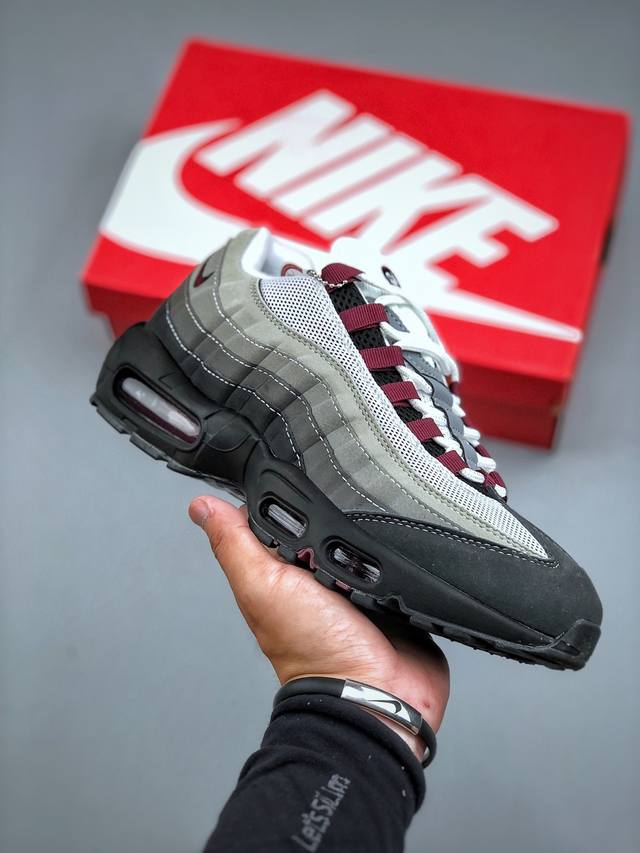 Nike Air Max 95 Retro Shock Absorption Air Cushion Running Shoes Item No.: Dq900