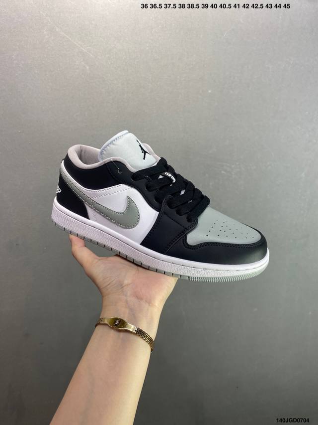 Nike Air Jordan 1 Low Aj1 Joe 1 low-top casual sneakers synchronized with the of