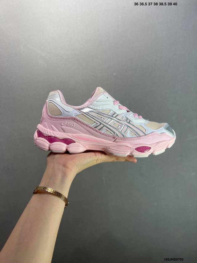 Company-level Asics Gel-Nyc breathable mesh upper with some synthetic leather m