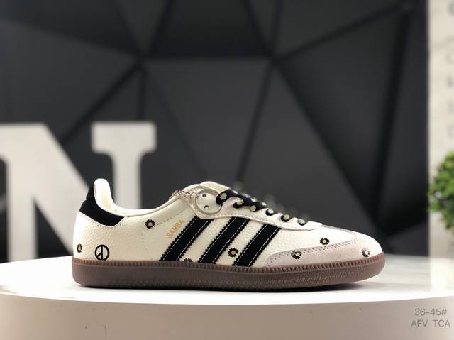 Adidas Samba Og Classic Shoes Adidas nearly 70 years of classic Samba Og shoes s