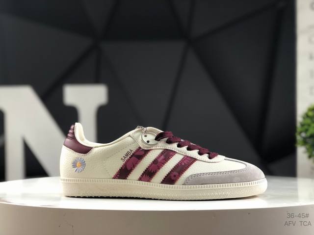 Adidas Samba Og Classic Shoes Adidas nearly 70 years of classic Samba Og shoes s