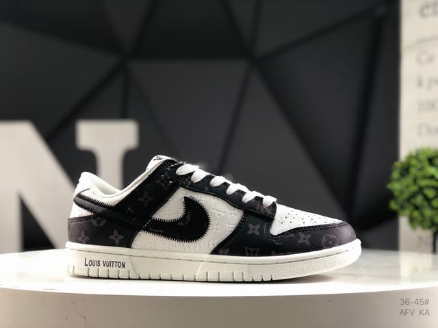 Authentic label with half size Nike Nk Dunk Low low-top casual sneakers, custom