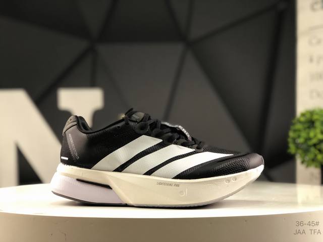 without rubbing the feet safe and anti-collision wrapped toe conforms to the hum