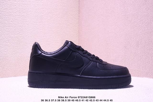 Corporate-grade Nike Air Force 1 "07" low-top versatile casual sneakers. Soft, r