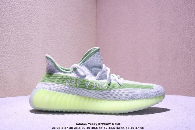 genuine label Adidas Yeezy Boost 350V2 coconut Adidas hollow breathable mesh mat