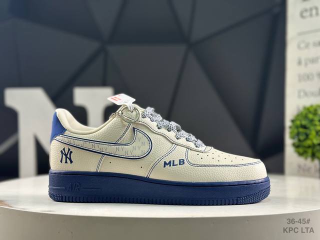 Nike Air Force 1 Low low-top sports casual sneakers. Original last and cardboard