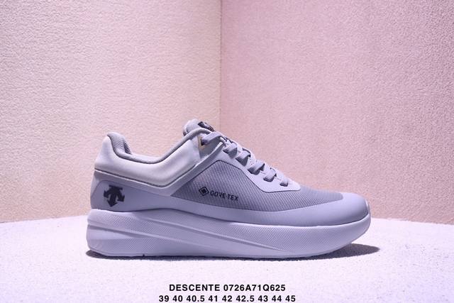Corporate-grade Descente Boa Dual Is urban commuting Gore-Tex stylish and comfor