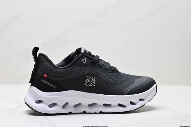 Corporate-grade On Cloudtilt lightweight sports casual shoes are very comfortabl