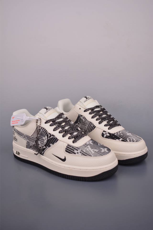 Nike Air Force 1 Low Lv co-branded original last and cardboard to create a pure