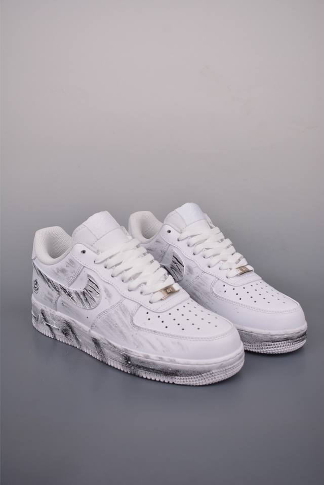 Nike Air Force 1 Low graffiti distressed original last and cardboard for a pure