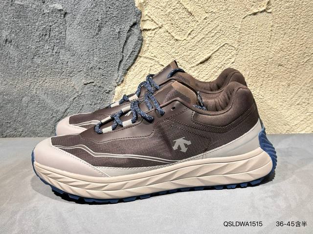 New arrival, real shot of Descente Chron series sneakers, unisex Chron retro spo