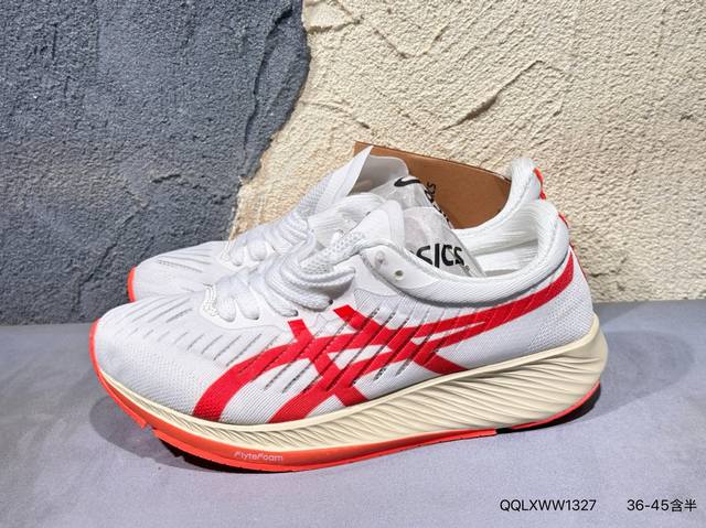 New product release photos of the Asics Gel-Kayano 31st generation sports casual