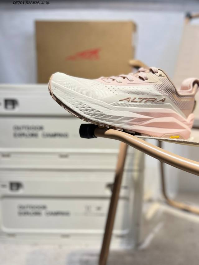 Altra's new Olympus outdoor trail running shoes, non-slip, off-road thick-soled