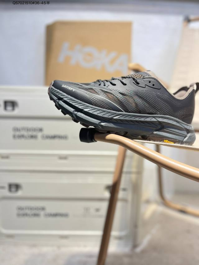 Satisfy x Hoka M Mafate Speed 4 in a new colorway. The brand comes from the Maor